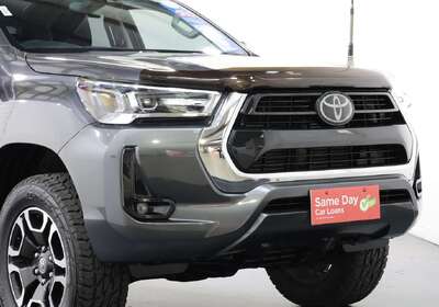 2021 Toyota Hilux SR5