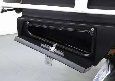 2020 Toyota Hilux SR