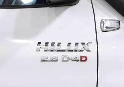 2020 Toyota Hilux SR