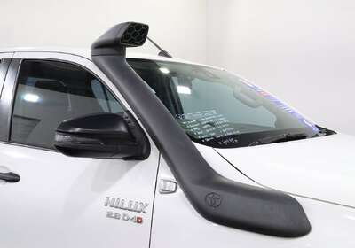 2020 Toyota Hilux SR