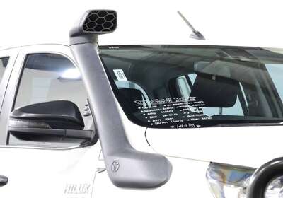 2020 Toyota Hilux SR