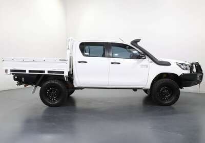 2020 Toyota Hilux SR