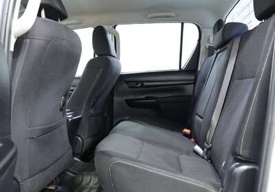 2020 Toyota Hilux SR