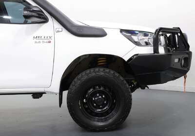 2020 Toyota Hilux SR