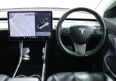 2019 Tesla Model 3 PERFORMANCE