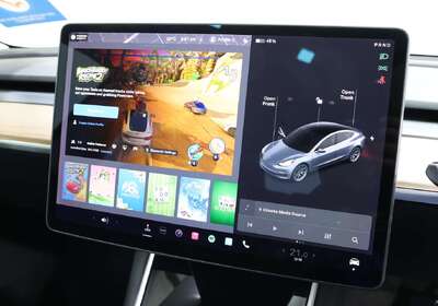 2019 Tesla Model 3 PERFORMANCE