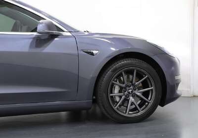 2019 Tesla Model 3 PERFORMANCE