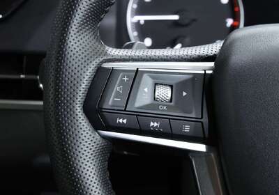 2023 Mitsubishi Outlander LS