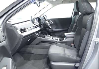 2023 Mitsubishi Outlander LS