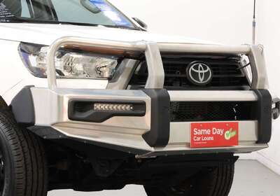 2021 Toyota Hilux SR
