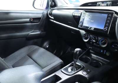 2021 Toyota Hilux SR