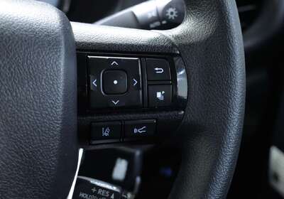 2021 Toyota Hilux SR