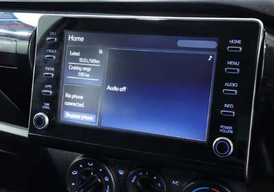 2021 Toyota Hilux SR