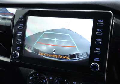 2021 Toyota Hilux SR