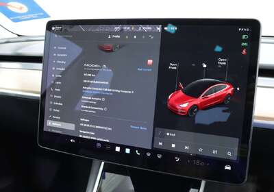 2019 Tesla Model 3 Standard Range Plus