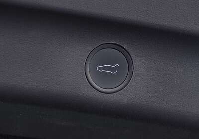 2022 Tesla Model Y Rear-Wheel Drive