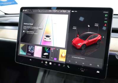 2022 Tesla Model Y Rear-Wheel Drive