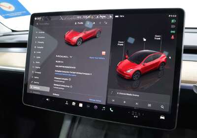 2022 Tesla Model Y Rear-Wheel Drive