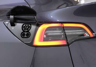 2023 Tesla Model Y Rear-Wheel Drive