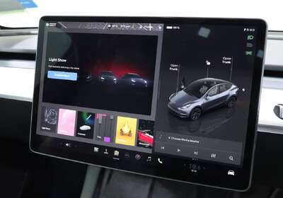 2023 Tesla Model Y Rear-Wheel Drive