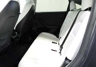 2023 Tesla Model Y Rear-Wheel Drive