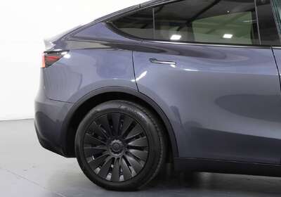 2023 Tesla Model Y Rear-Wheel Drive