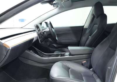 2020 Tesla Model 3 Long Range