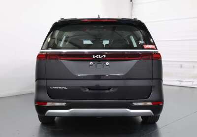 2022 Kia Carnival S