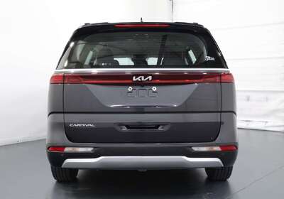 2022 Kia Carnival S