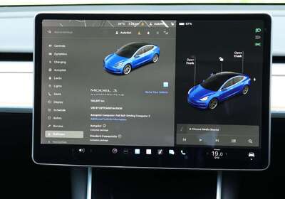 2019 Tesla Model 3 Standard Range Plus