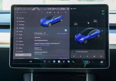 2019 Tesla Model 3 Standard Range Plus