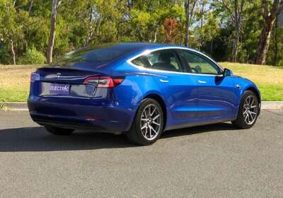 2019 Tesla Model 3 Standard Range Plus