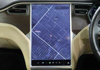 2017 Tesla Model X 75D (75XB)
