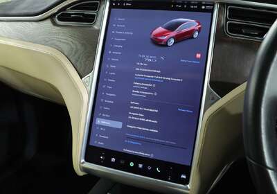 2017 Tesla Model X 75D (75XB)