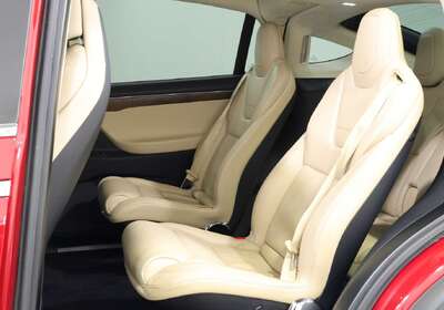 2017 Tesla Model X 75D (75XB)