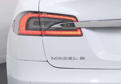 2015 Tesla Model S 70