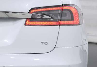 2015 Tesla Model S 70