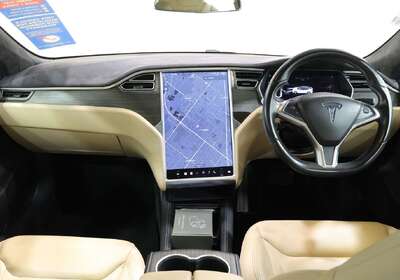 2015 Tesla Model S 70