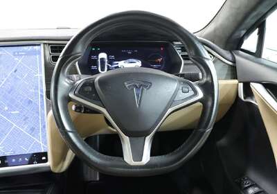 2015 Tesla Model S 70