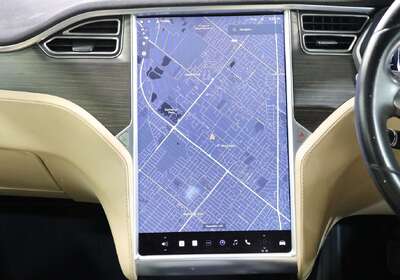 2015 Tesla Model S 70