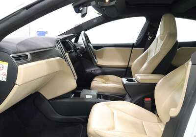 2015 Tesla Model S 70