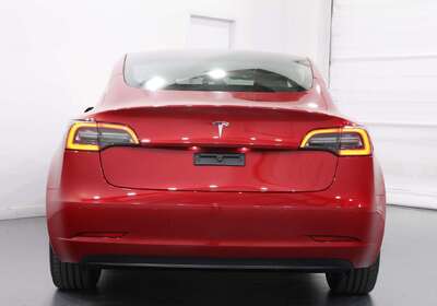 2022 Tesla Model 3 REAR-WHEEL DRIVE