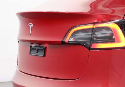 2022 Tesla Model 3 REAR-WHEEL DRIVE