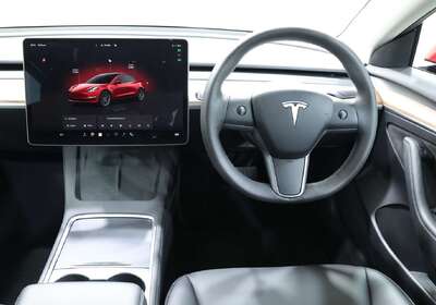 2022 Tesla Model 3 REAR-WHEEL DRIVE