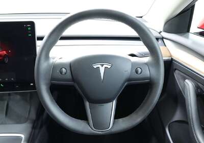 2022 Tesla Model 3 REAR-WHEEL DRIVE