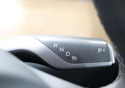 2022 Tesla Model 3 REAR-WHEEL DRIVE