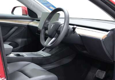 2022 Tesla Model 3 REAR-WHEEL DRIVE