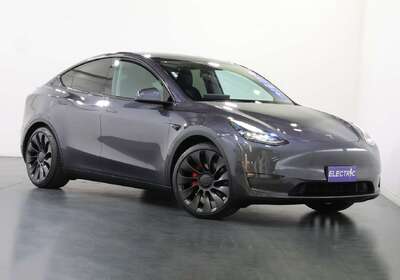 2023 Tesla Model Y PERFORMANCE