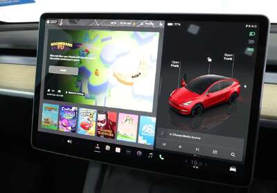 2023 Tesla Model Y PERFORMANCE