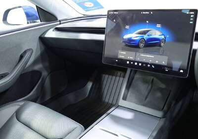 2023 Tesla Model 3 Rear-Wheel Drive